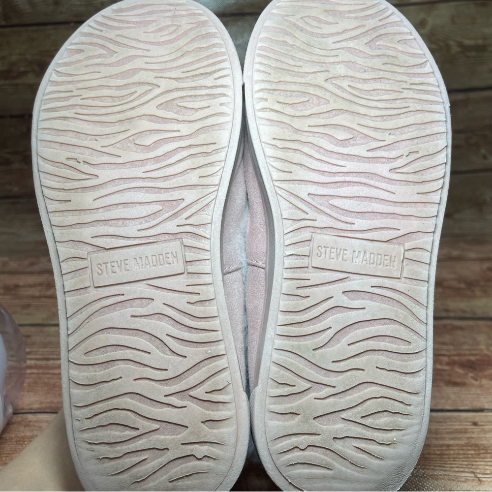 Steve Madden Jhugz Faux Fur Trim Slip-On Slippers Girl's Size 13 Pink Blush - Picture 6 of 13